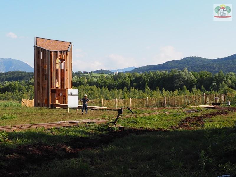 Staketenzaun am Aussichtsturm Ainringer Moos